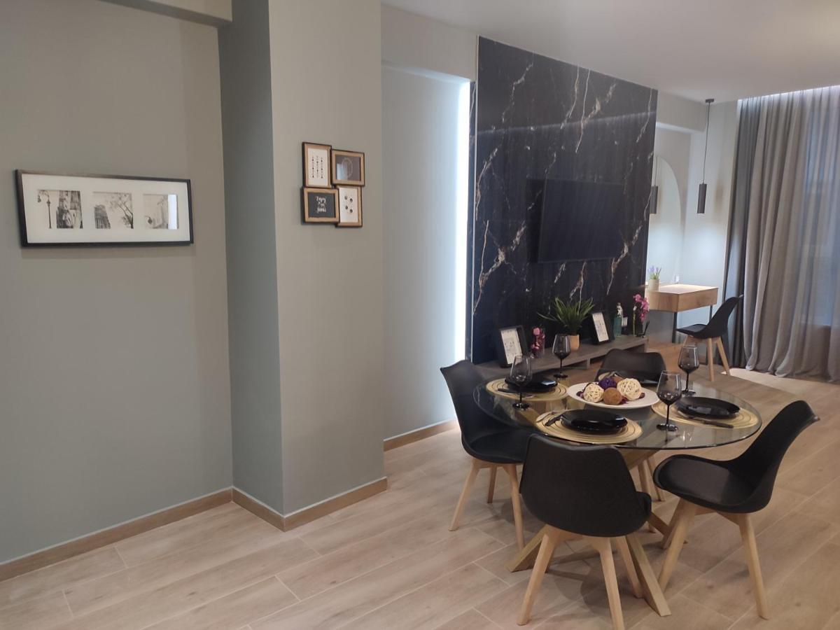 Amazing Apartments @ Monastiraki Subway Station Athen Eksteriør bilde