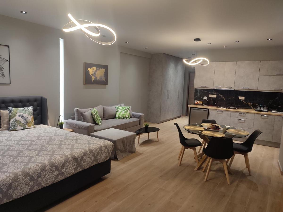 Amazing Apartments @ Monastiraki Subway Station Athen Eksteriør bilde
