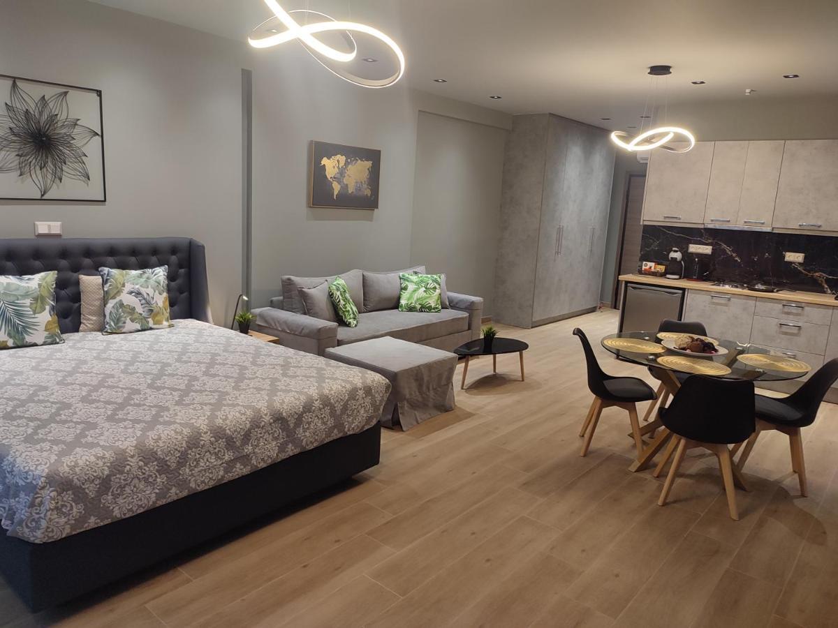 Amazing Apartments @ Monastiraki Subway Station Athen Eksteriør bilde