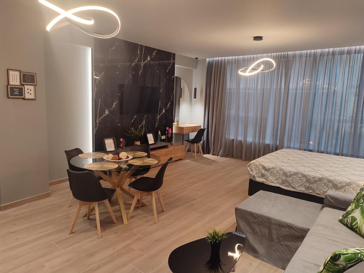 Amazing Apartments @ Monastiraki Subway Station Athen Eksteriør bilde